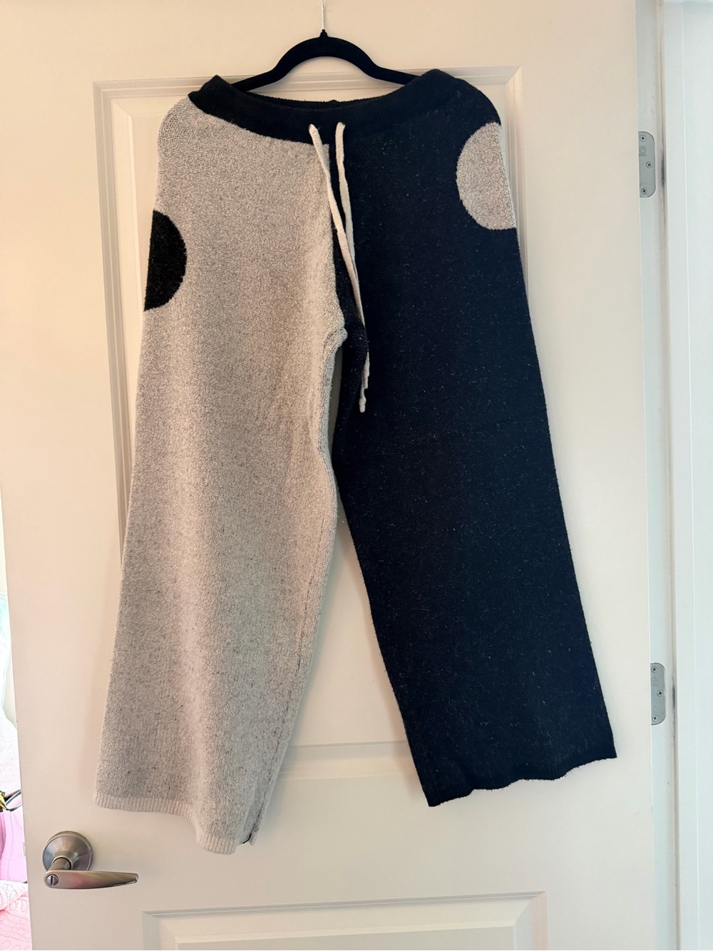 Two-Tone Polka Knit Joggers - Black & Gray